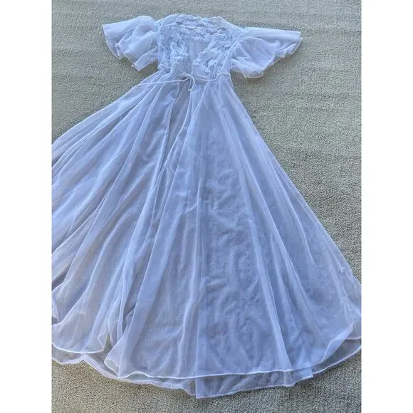Vintage Val Mode Fairy Sheer Nylon Short flutter Sleeve Lace White Maxi Robe S-M - Picture 10 of 16